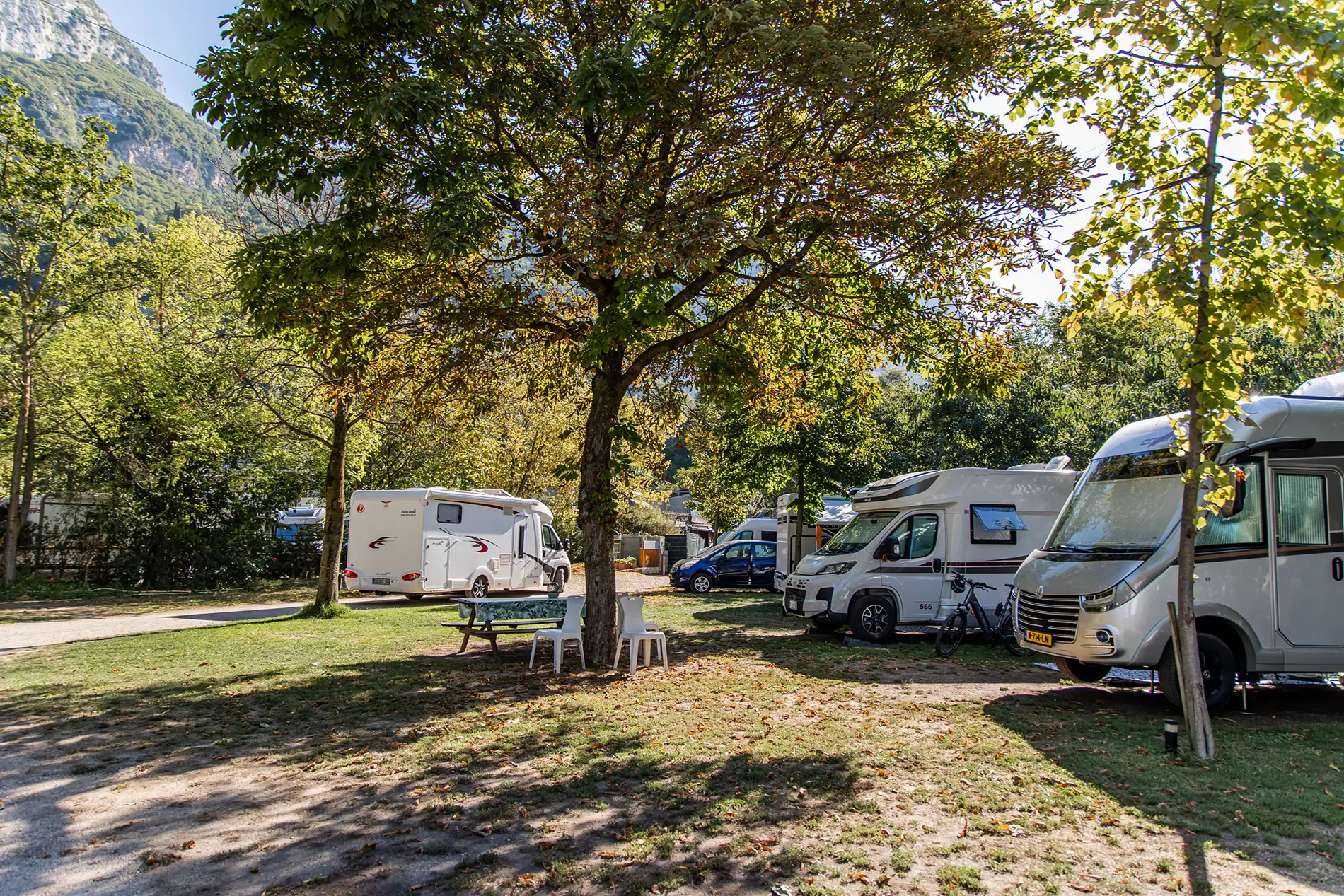 Camping Grumèl tra gli olivi a Nago